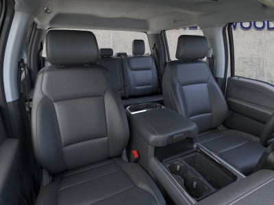 2026 Ford Chassis Cab F-350® LARIAT®