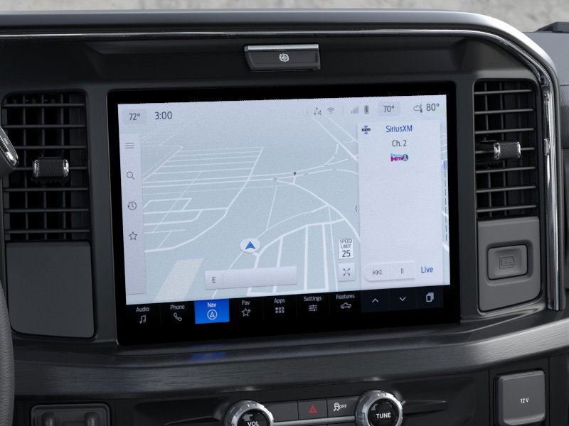 2026 Ford Chassis Cab F-350® LARIAT®