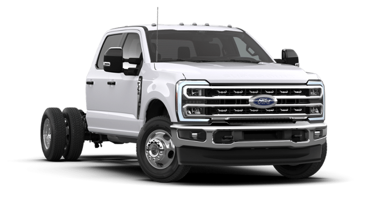 2026 Ford Chassis Cab F-350® LARIAT®