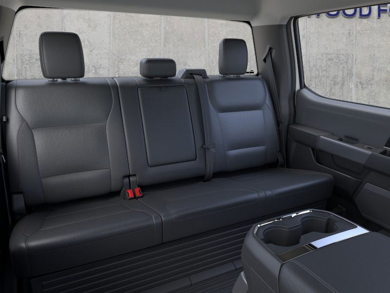 2026 Ford Chassis Cab F-350® LARIAT®