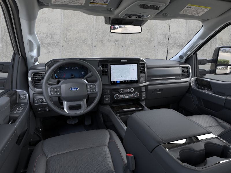 2026 Ford Chassis Cab F-350® LARIAT®