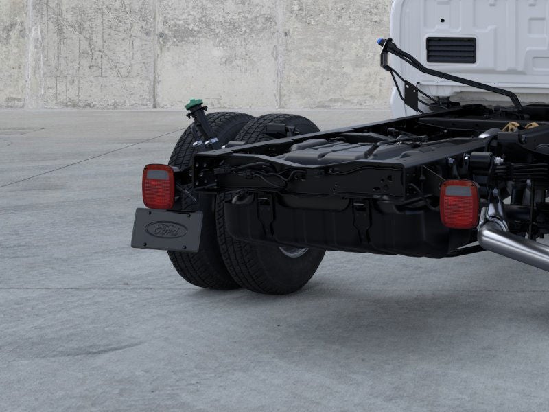 2025 Ford Chassis Cab F-350® XLT