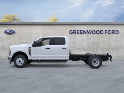 2025 Ford Chassis Cab F-350® XLT