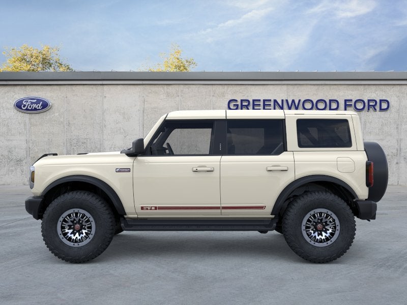 2026 Ford Bronco Outer Banks®
