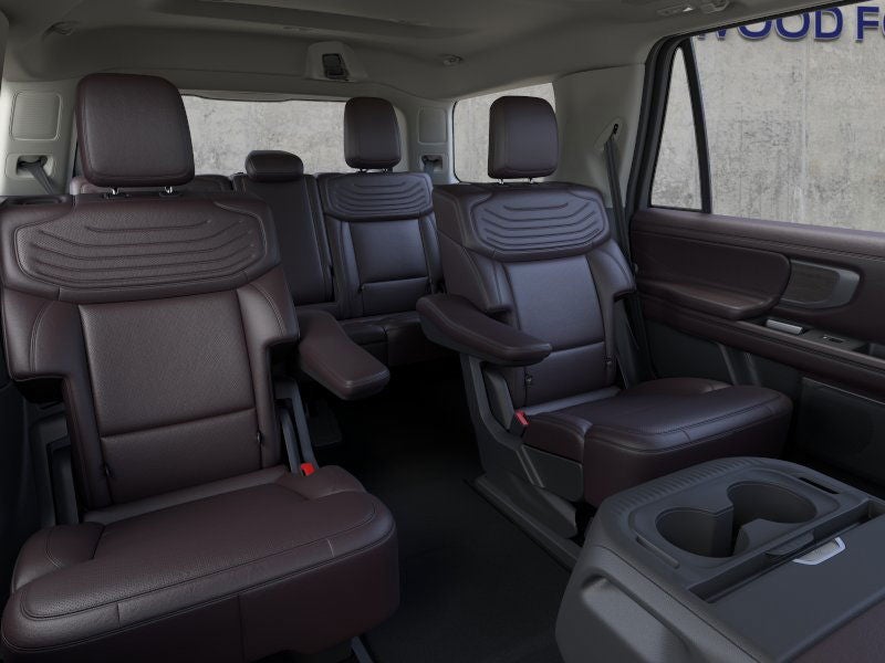 2025 Ford Expedition Platinum®