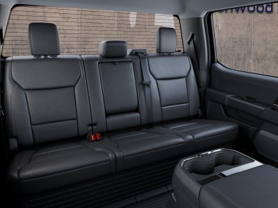 2027 Ford Super Duty F-350® Lariat®