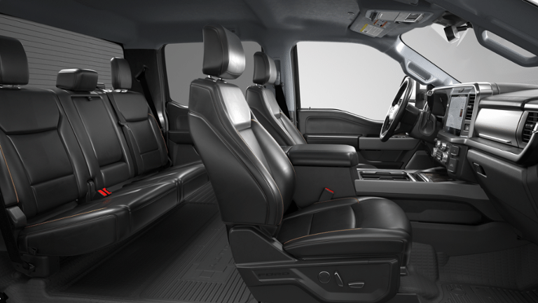 2026 Ford Super Duty F-350® Lariat®