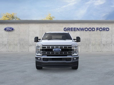 2026 Ford Super Duty F-350® XLT