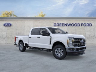2026 Ford Super Duty F-350® XLT