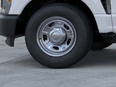 2025 Ford Super Duty F-350® XL