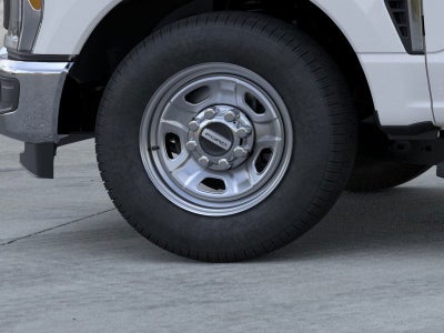 2025 Ford Super Duty F-350® XL