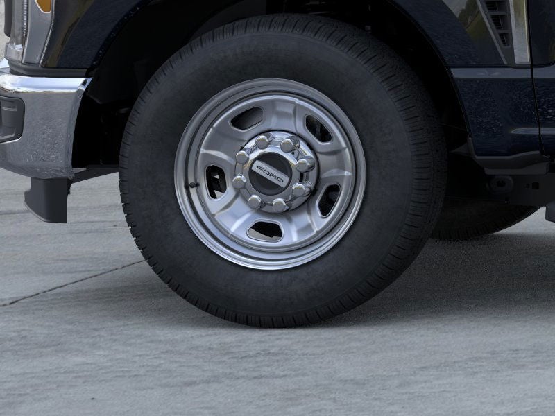 2025 Ford Super Duty F-350® XL