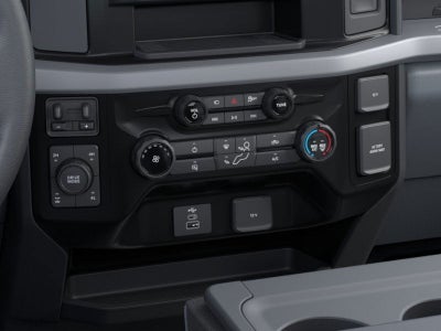 2025 Ford Super Duty F-350® XLT