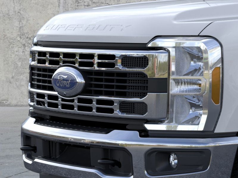 2025 Ford Super Duty F-350® XLT