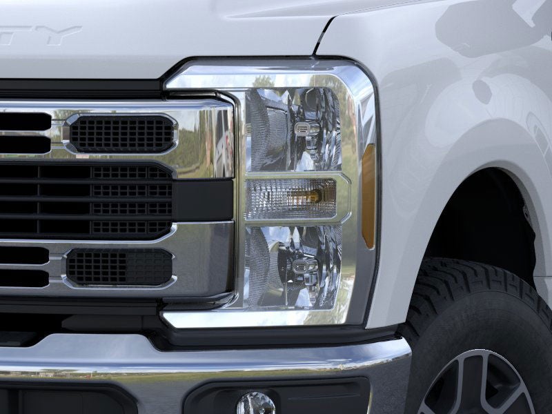 2025 Ford Super Duty F-350® XLT
