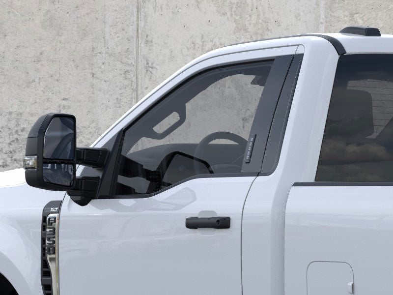 2025 Ford Super Duty F-350® XLT