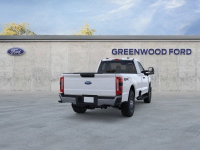 2025 Ford Super Duty F-350® XLT