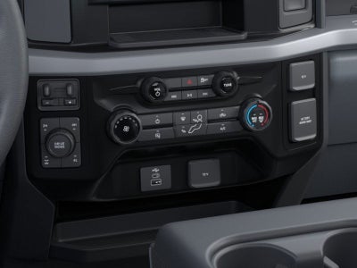 2025 Ford Super Duty F-350® XLT