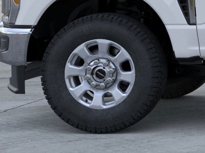 2025 Ford Super Duty F-350® XLT