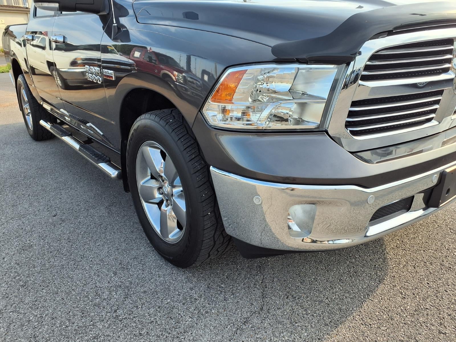 2018 RAM 1500 SLT