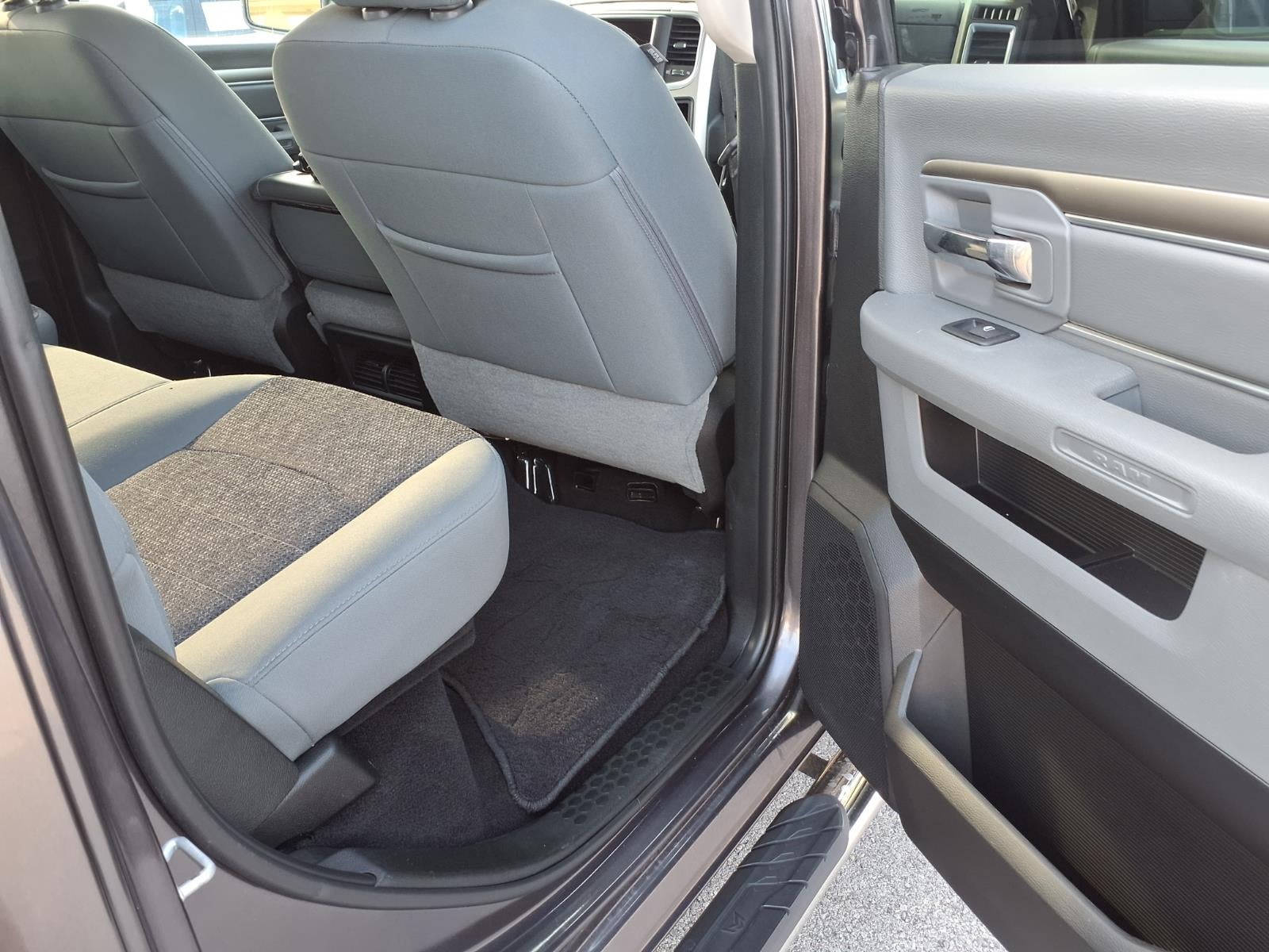 2018 RAM 1500 SLT