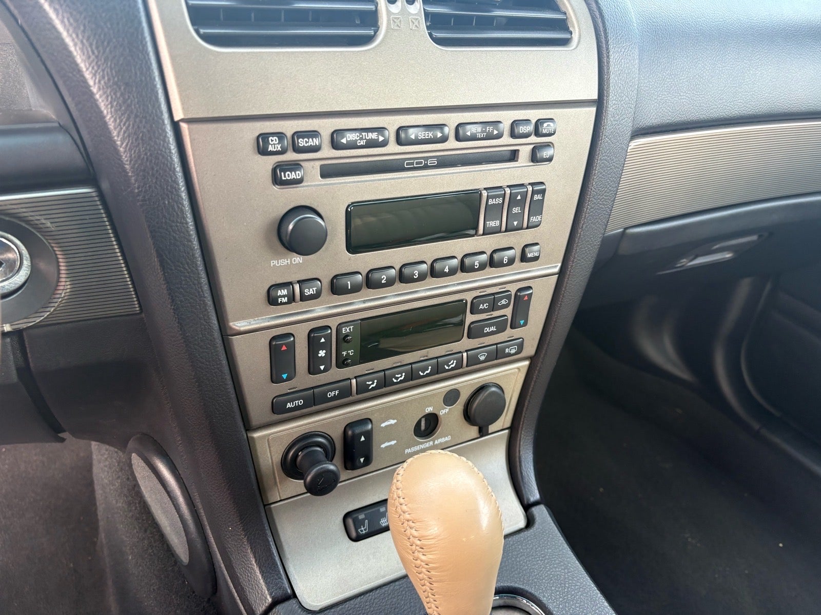 2004 Ford Thunderbird Deluxe