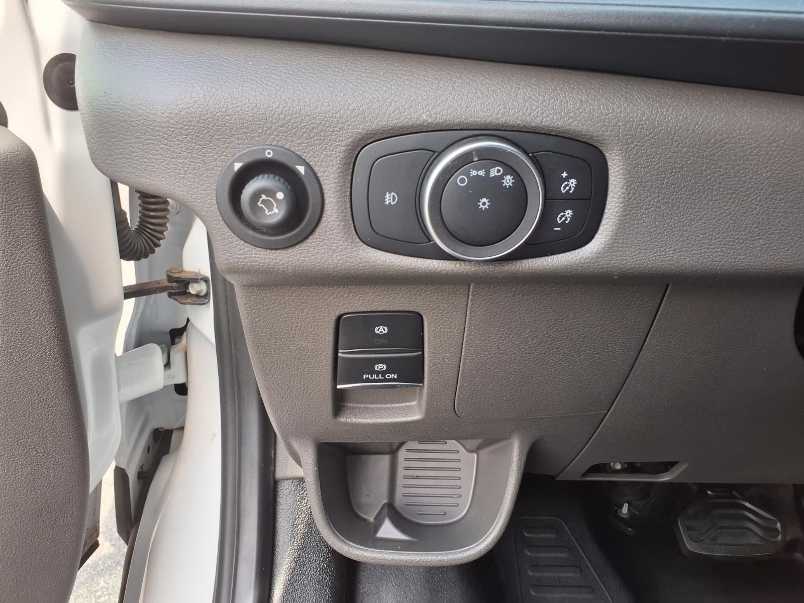 2025 Ford Transit-250 T-250 130" Low Rf 9070 GVWR RWD