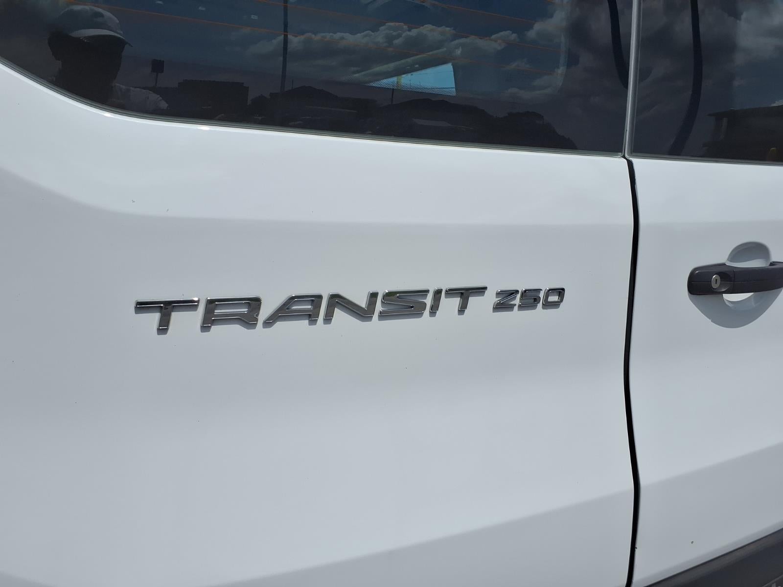 2025 Ford Transit-250 T-250 130" Low Rf 9070 GVWR RWD