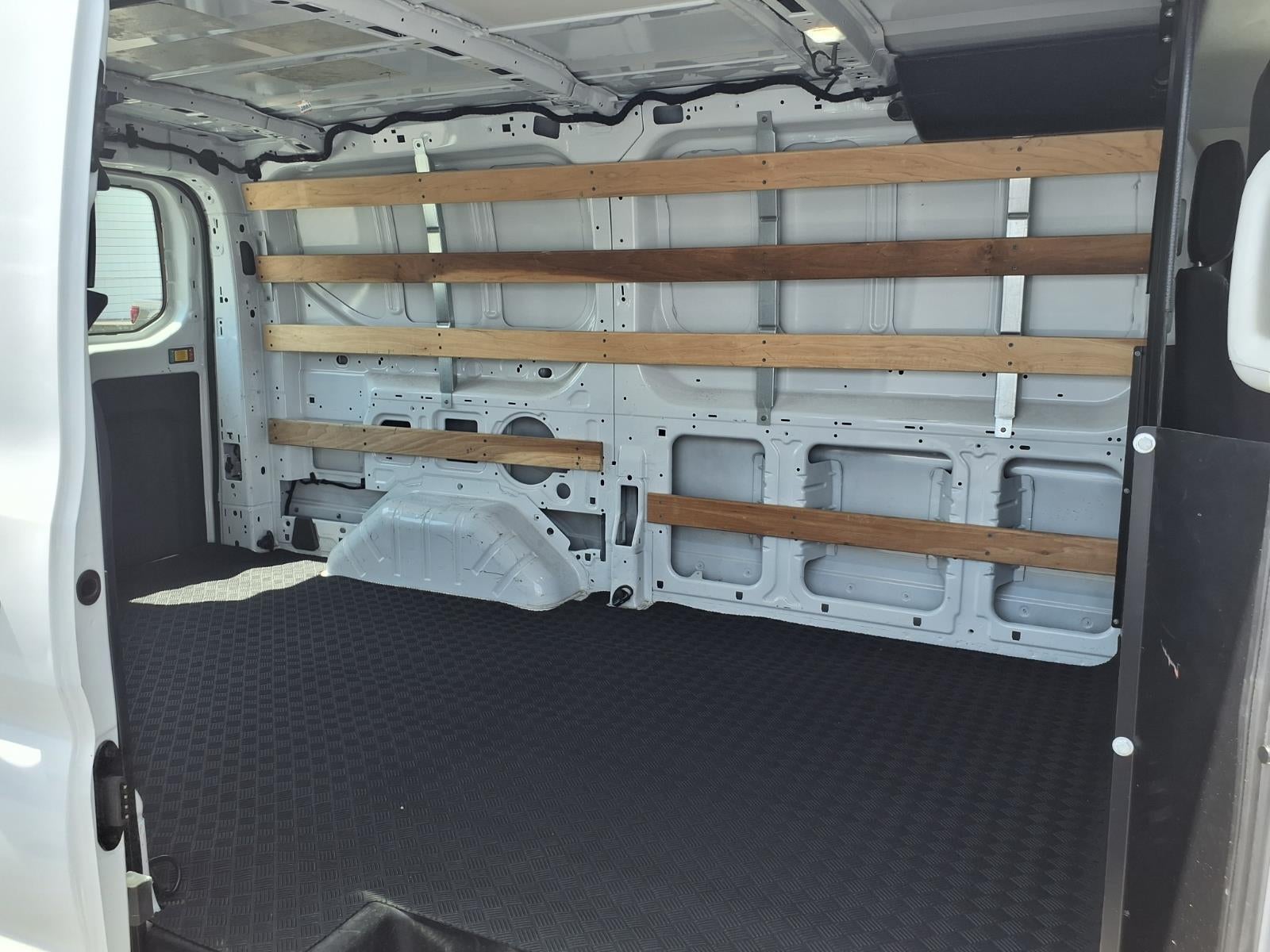 2025 Ford Transit-250 T-250 130" Low Rf 9070 GVWR RWD