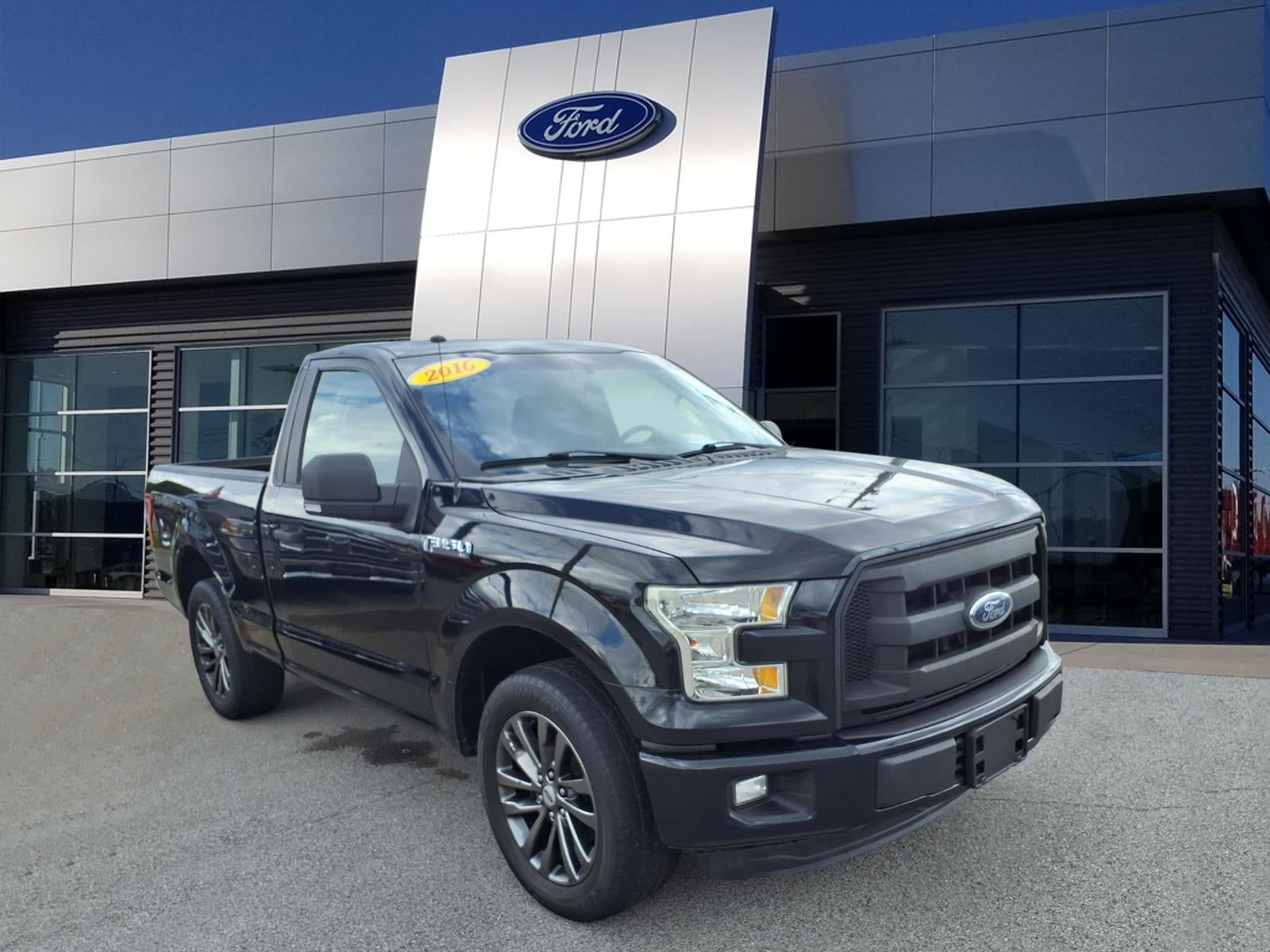 2016 Ford F-150 XL Regular Cab 6-1/2 Box's photo