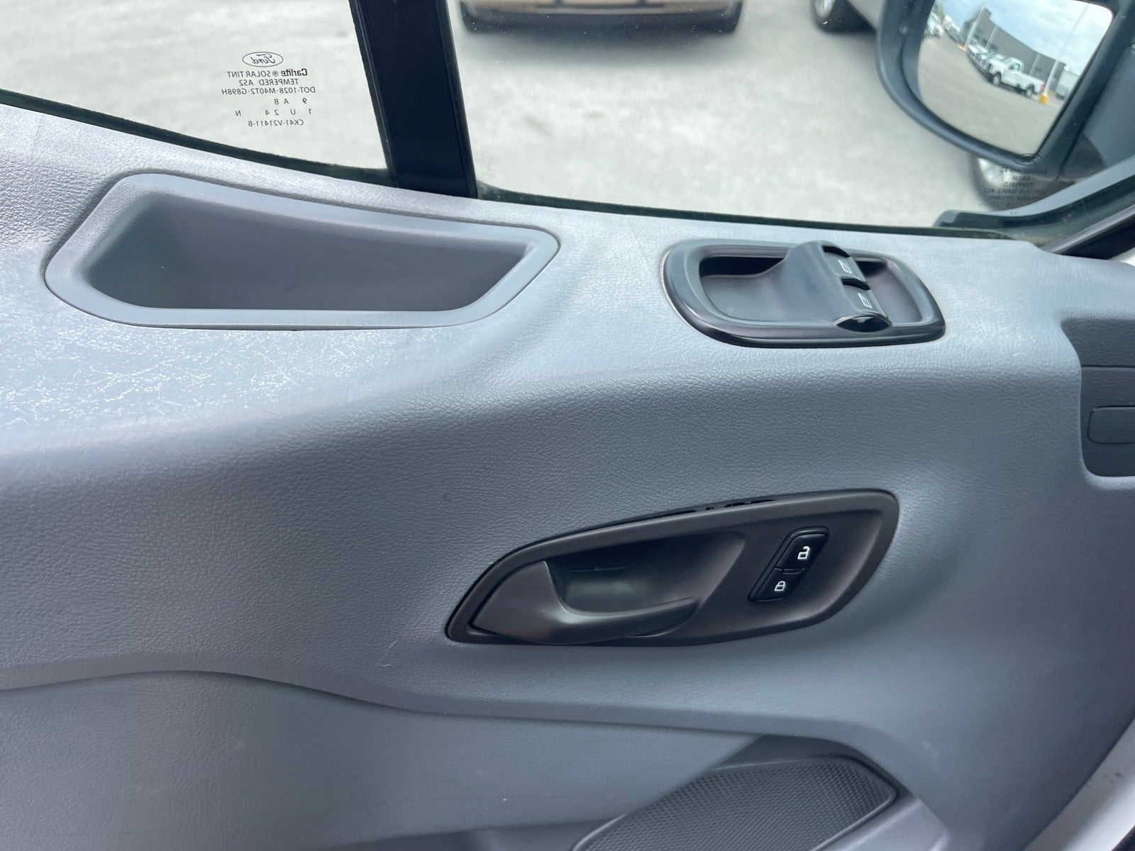 2019 Ford Transit-150 148 WB Medium Roof Cargo