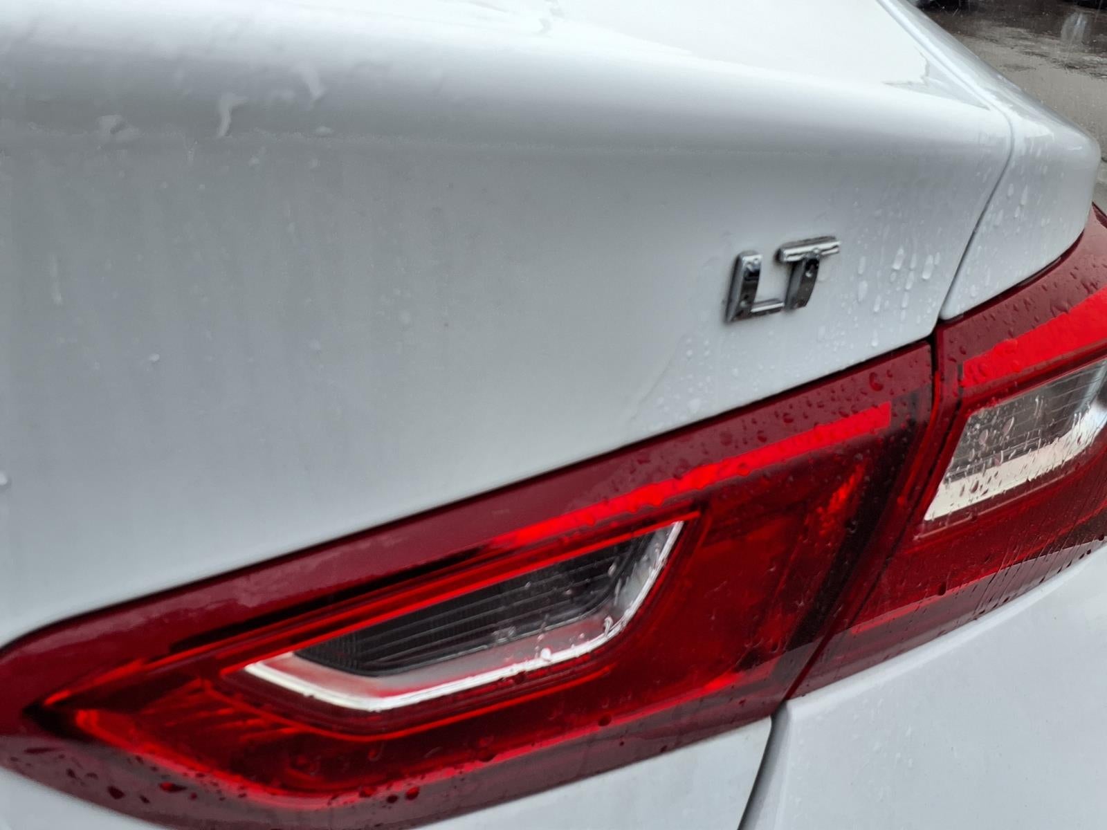 2023 Chevrolet Malibu LT w/1LT