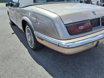 1989 Buick Riviera Base