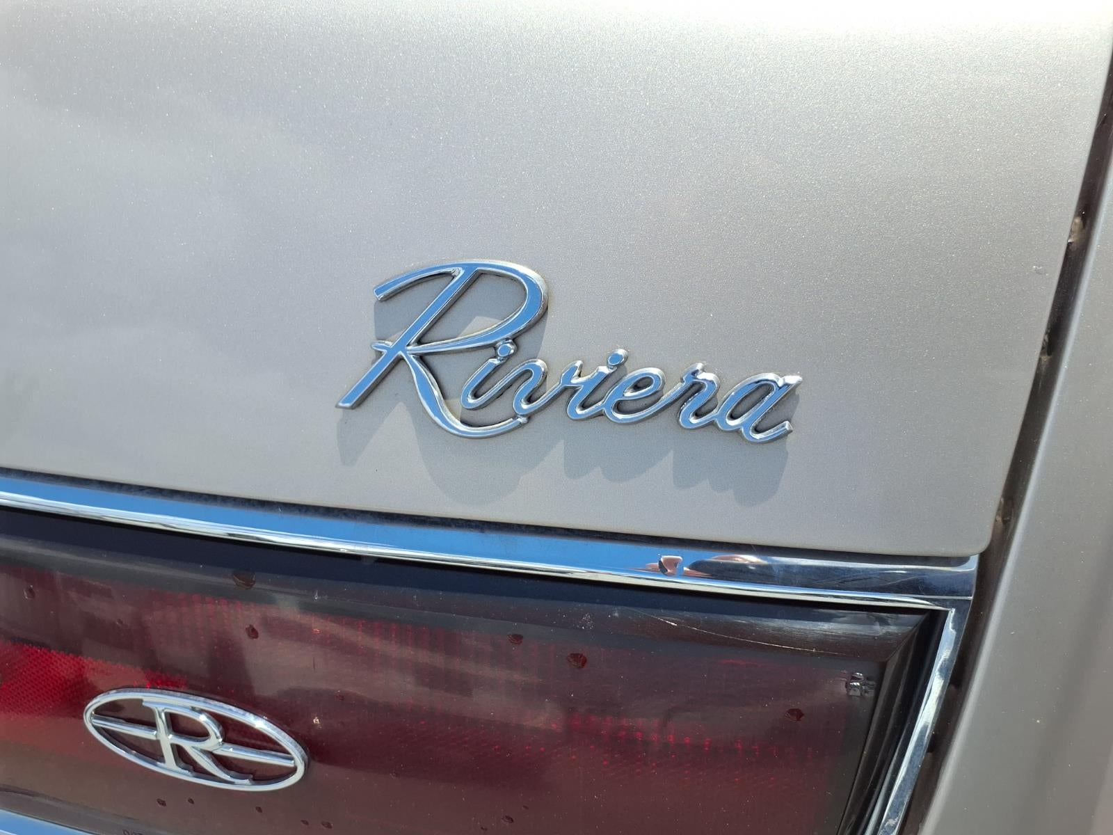 1989 Buick Riviera Base