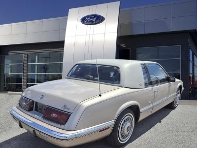 1989 Buick Riviera Base
