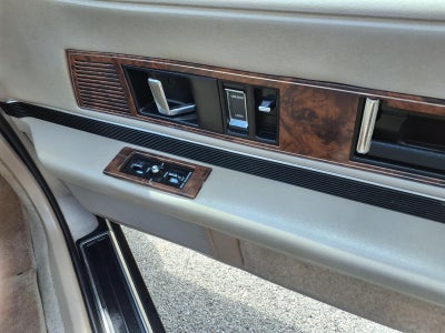 1989 Buick Riviera Base