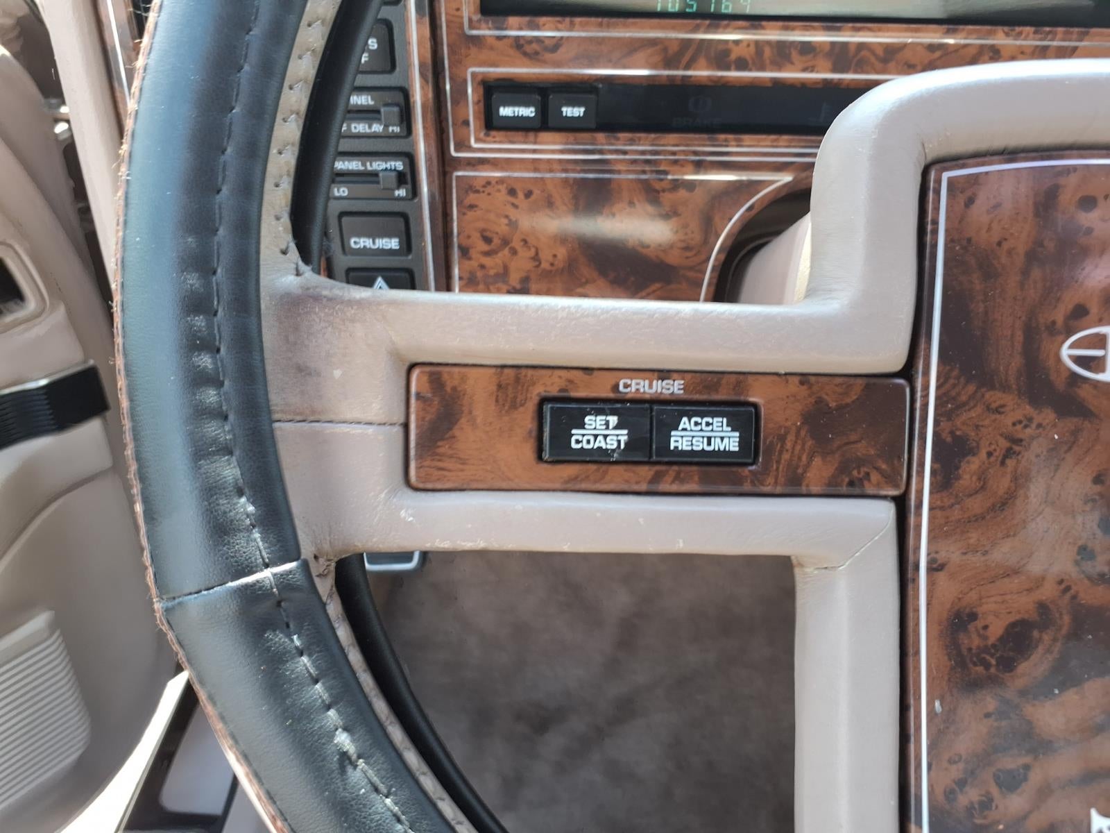 1989 Buick Riviera Base