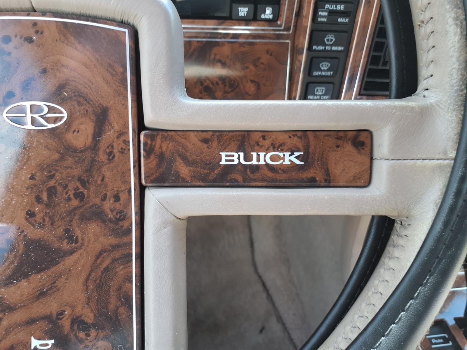 1989 Buick Riviera Base