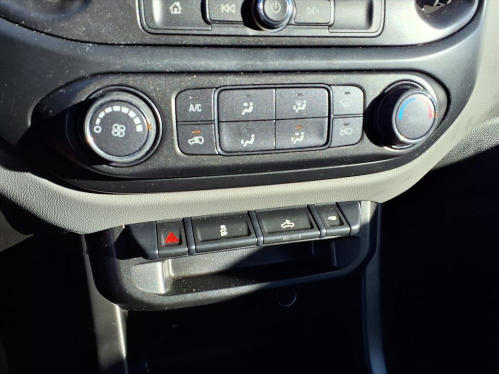 2022 Chevrolet Colorado WT