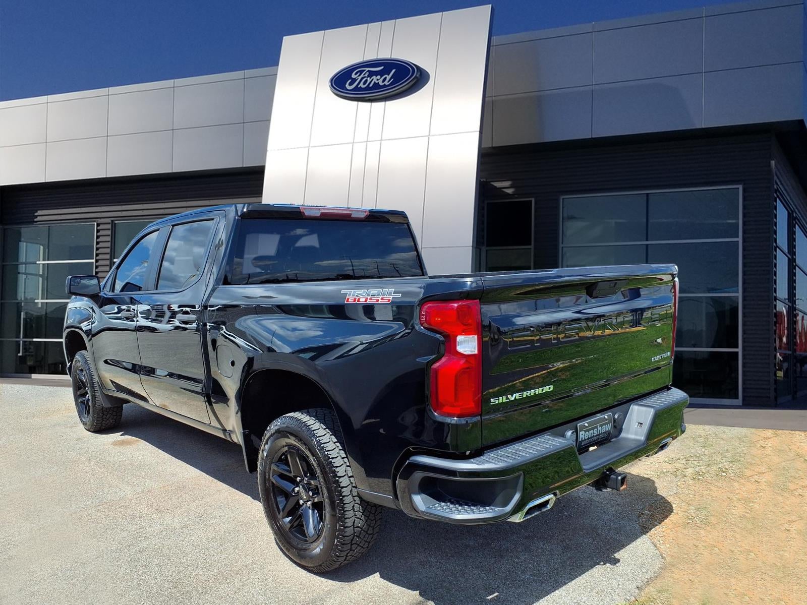 2020 Chevrolet Silverado 1500 Custom Trail Boss