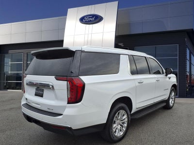 2022 GMC Yukon XL SLT