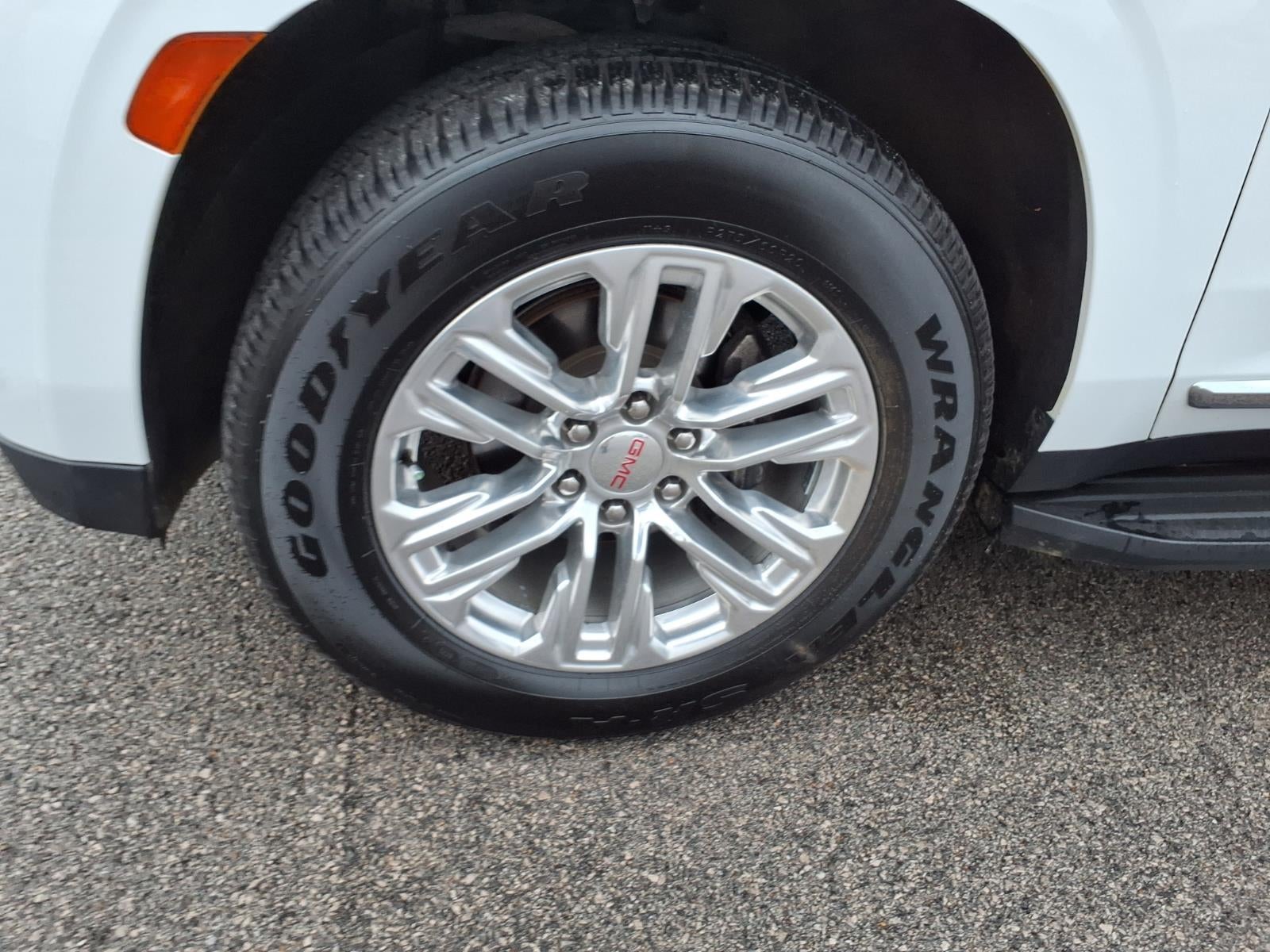 2022 GMC Yukon XL SLT