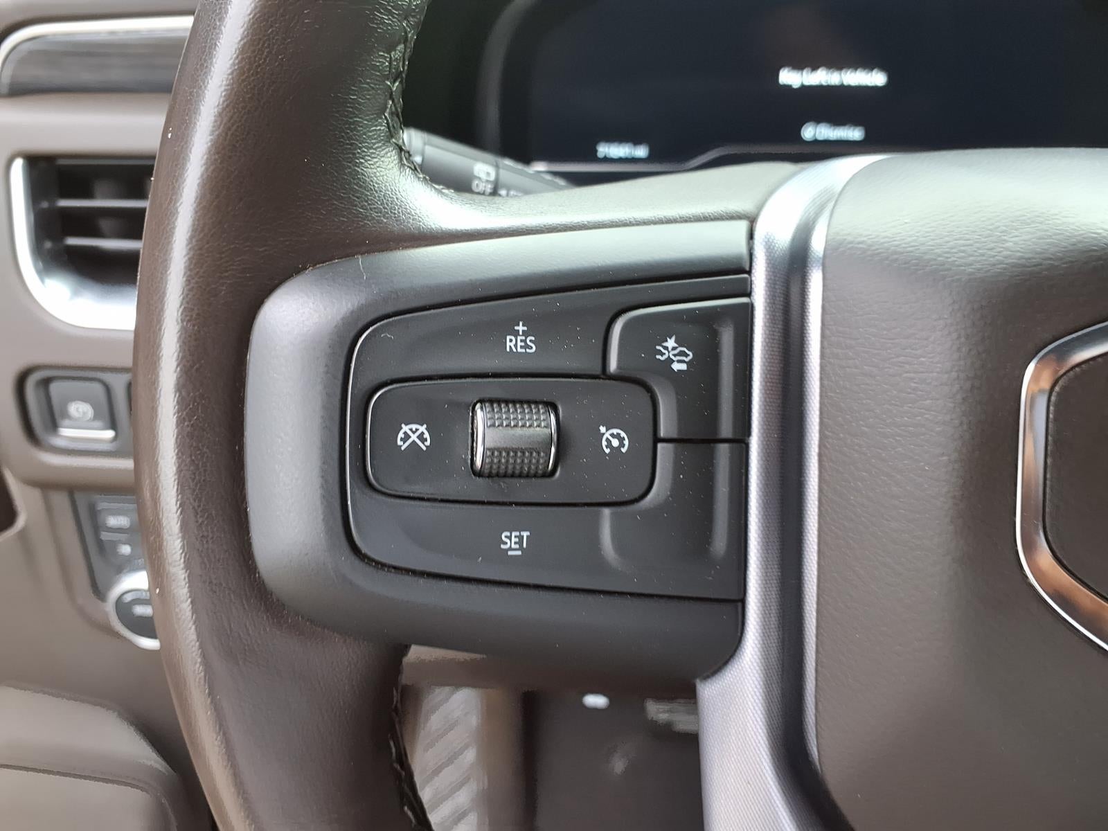 2022 GMC Yukon XL SLT