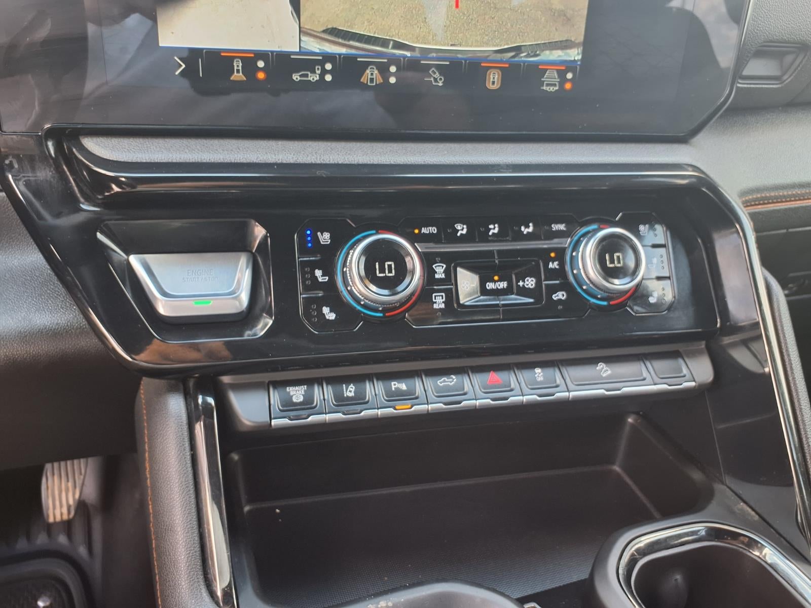 2025 GMC Sierra 2500HD AT4