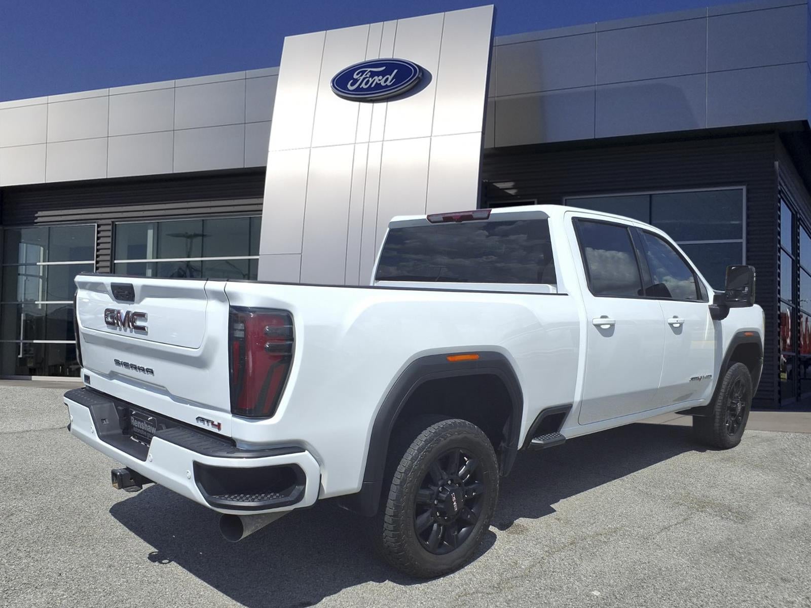 2025 GMC Sierra 2500HD AT4
