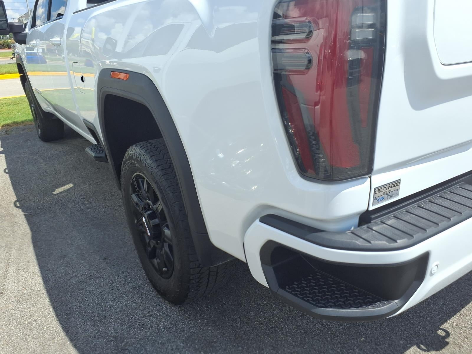 2025 GMC Sierra 2500HD AT4