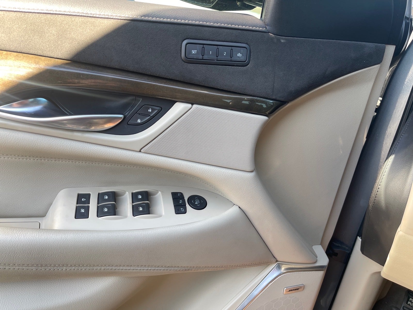 2020 Cadillac Escalade Luxury