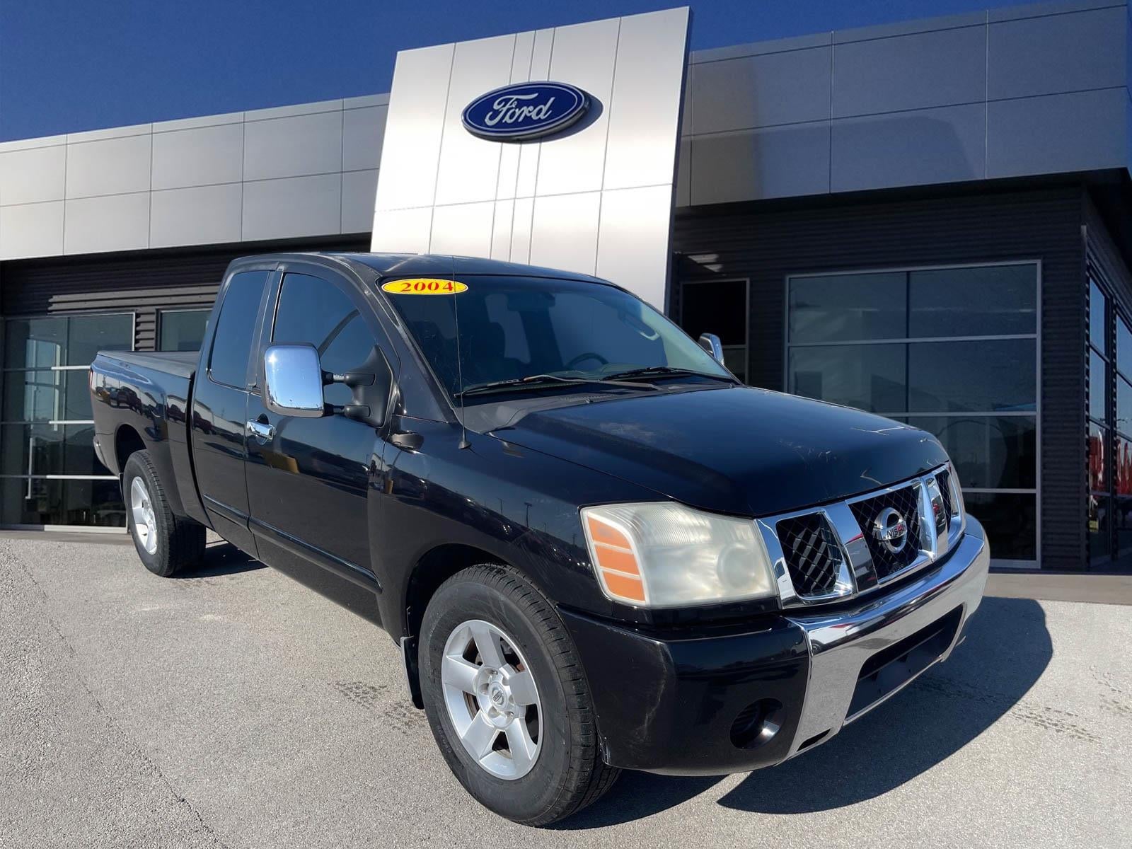 2004 Nissan Titan SE