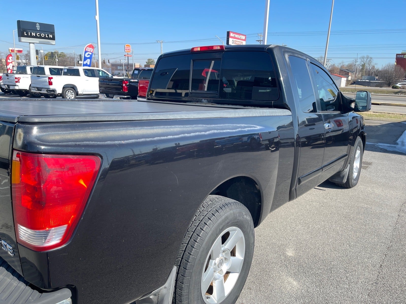 2004 Nissan Titan SE