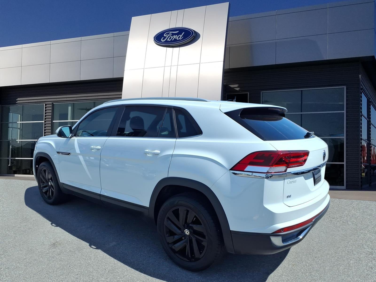 2021 Volkswagen Atlas Cross Sport 2.0T SE w/ Technology